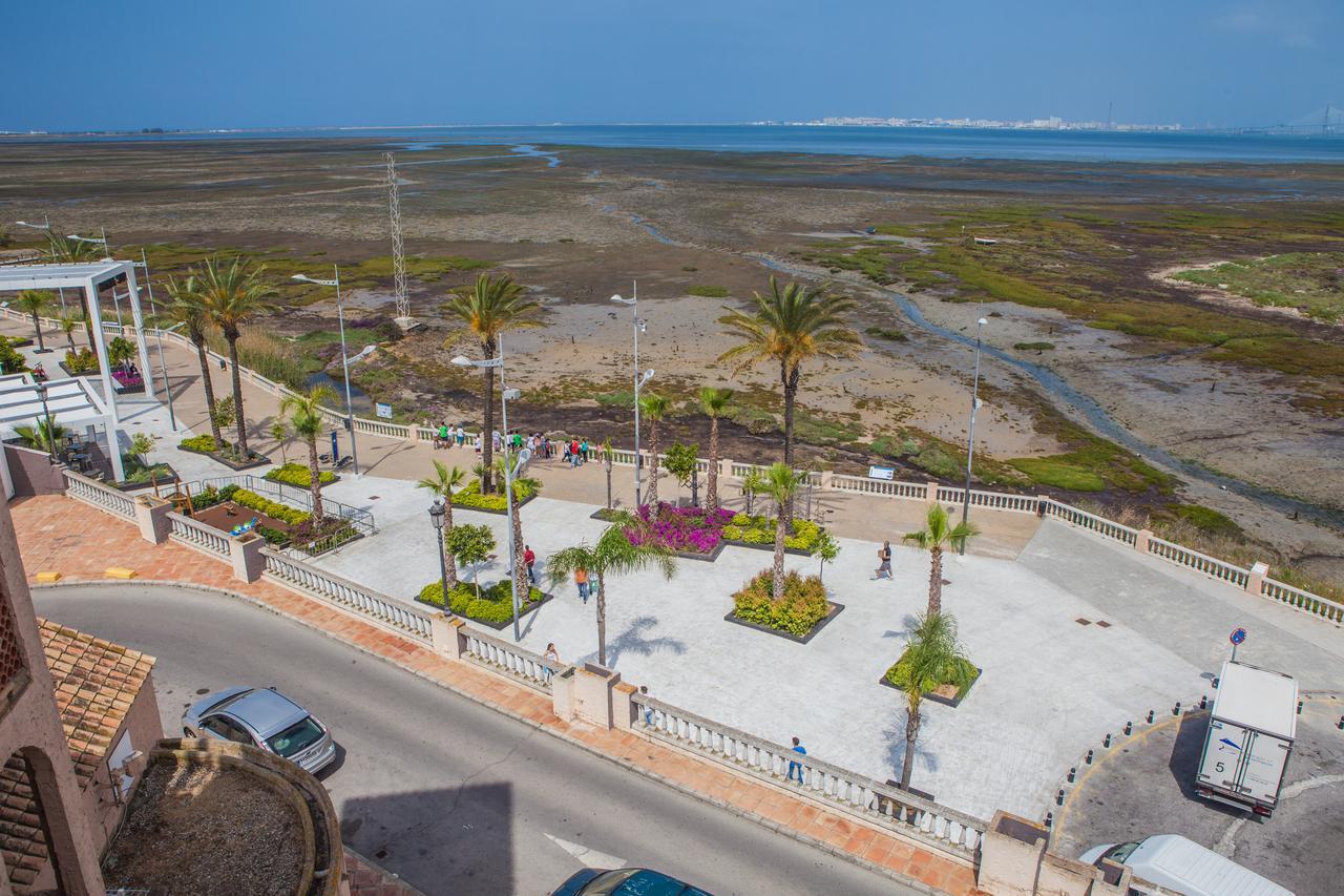 Apartamentos Turisticos Bahia Sur Сан Фернандо Екстериор снимка
