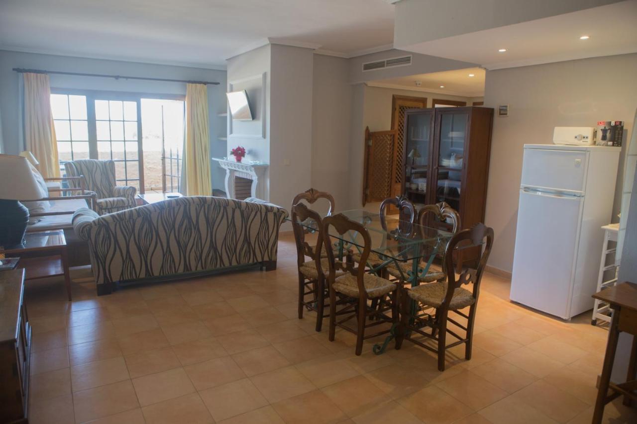 Apartamentos Turisticos Bahia Sur Сан Фернандо Екстериор снимка